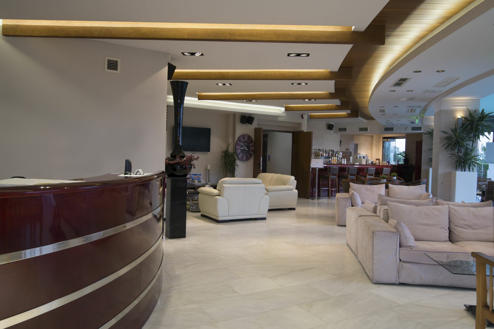 Cosmopolitan Hotel & Spa Paralia Katerinis Exterior photo